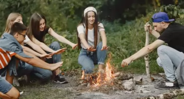 Lubisz pracować z dziećmi, a przy okazji podróżować? Zostań wychowawcą kolonijnym!