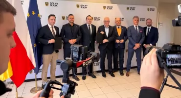 Podpisano umowę na obwodnicę Obornik Śląskich. Inwestycja za blisko 100 mln zł odciąży centrum miasta