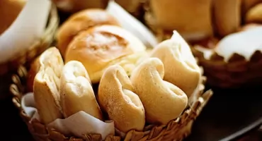 Sekret doskonałych wypieków: Postaw na urządzenia, które gwarantują jakość w nowoczesnej kuchni