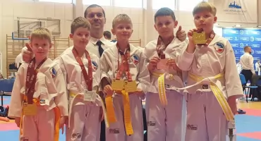 Mistrzostwa Polski w taekwon-do w Trzebnicy. Zawodnicy z powiatu w krajowej czołówce