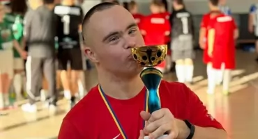 Piłkarz z Trzebnicy na zgrupowaniu reprezentacji Polski